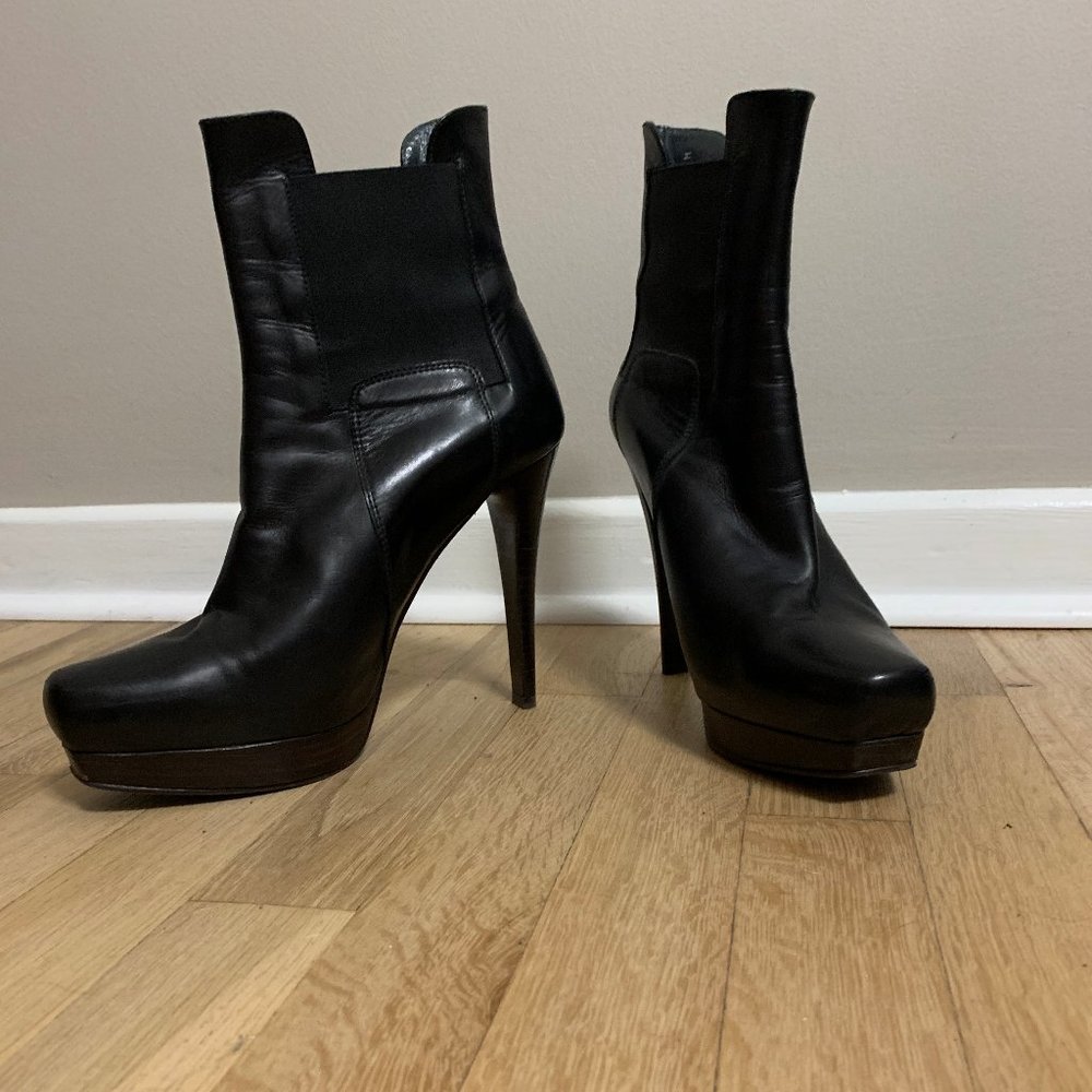 Stuart Weitzman Black High Heel Ankle Boots - 9
